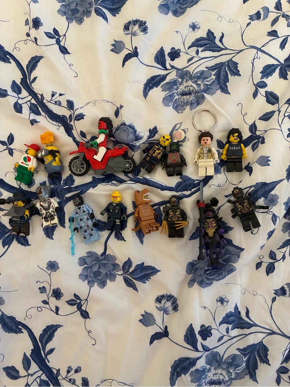 LEGO Minifigures Asorted Characters- Lot